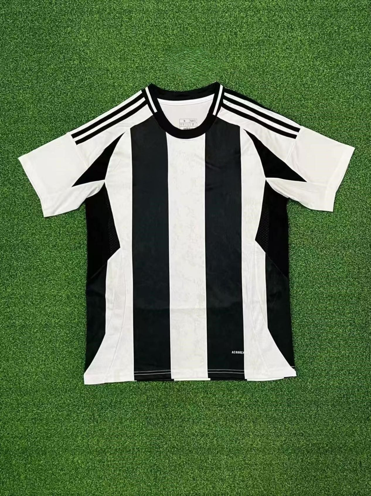 2425 Juventus home. Thai version 1:1 quality